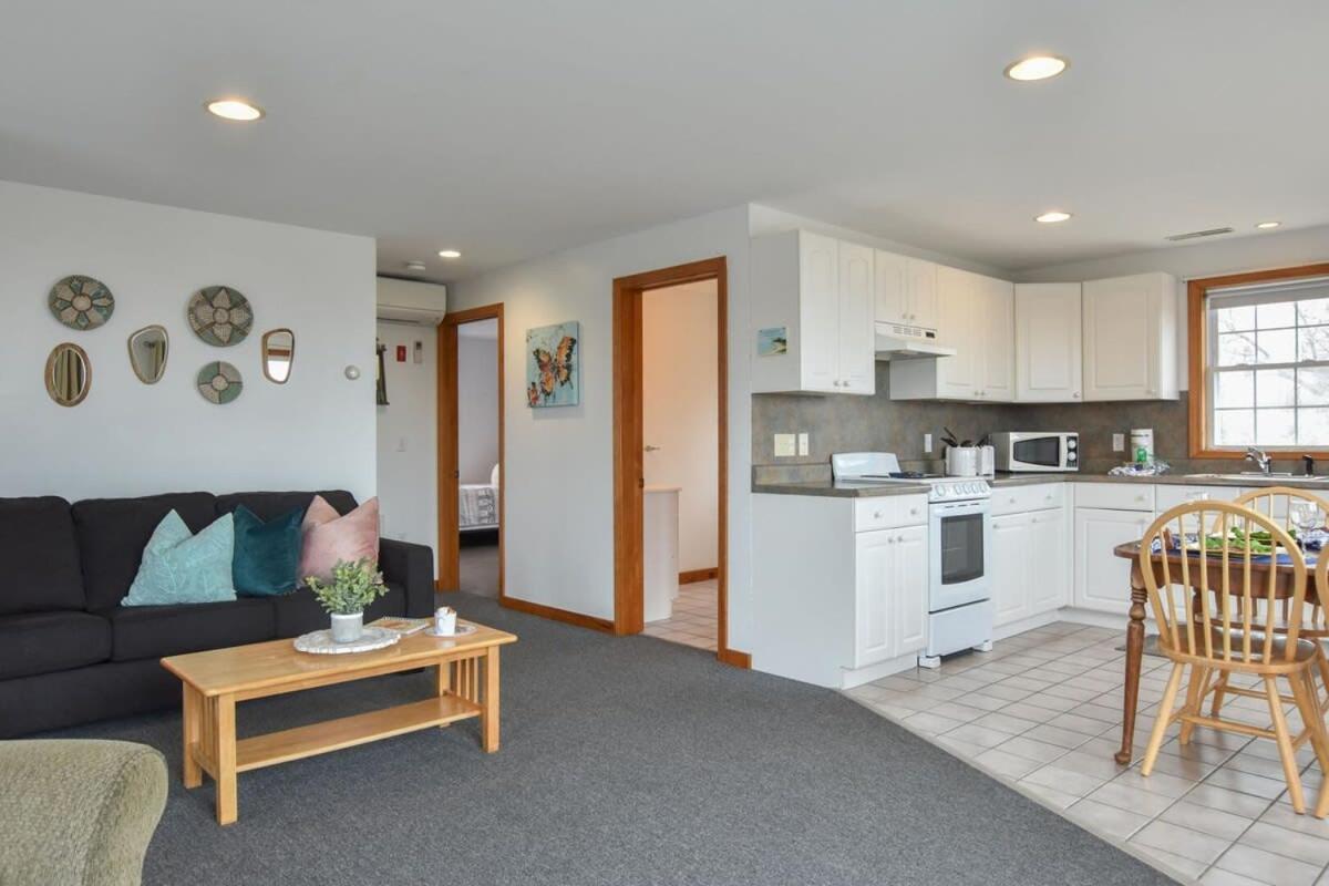12216 - Beautiful Views Of Cape Cod Bay Access To Private Beach Easy Access To P-Town 特鲁罗 外观 照片